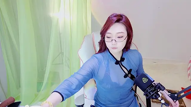 luna-168 online show from May 27, 8:11 am
