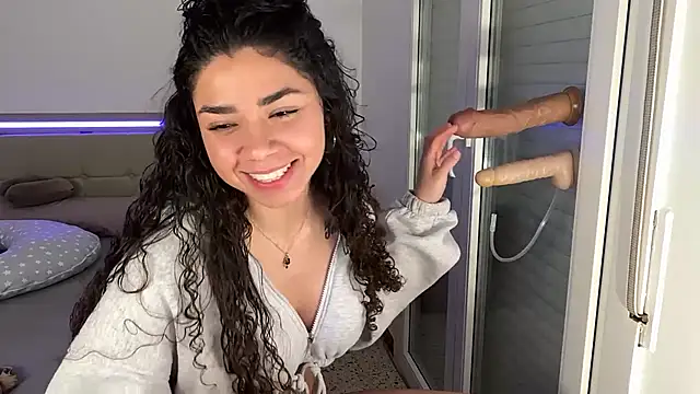 ladymelon online show from March 17, 9:13 am