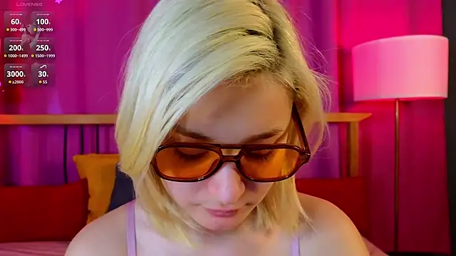 BarbaraGreen online show from June 22, 7:38 am