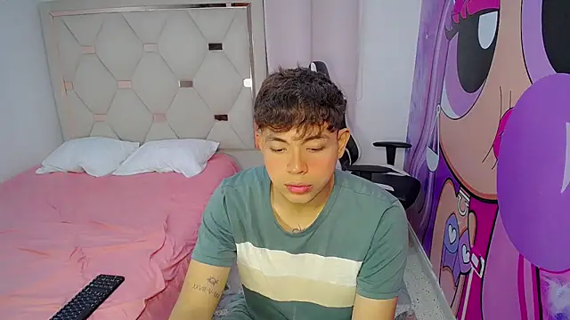 Maxwell boys online show from February 15, 3:20 am