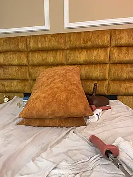 pamelamendez 1 online show from April 1, 9:10 am