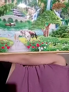 Gummiesu online show from April 15, 2:06 pm