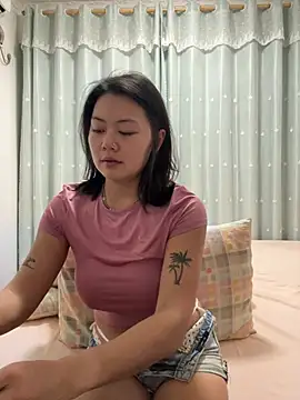 ruanruan05 online show from February 18, 12:37 pm