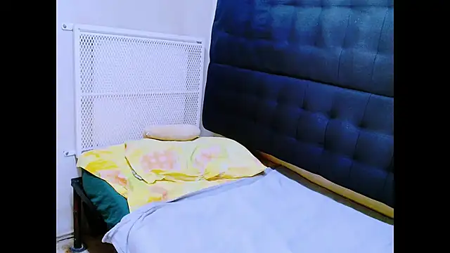 EbonyEmpressMilf online show from July 27, 8:50 pm