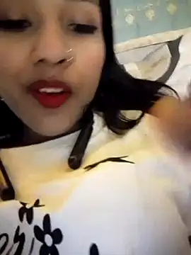 Maliha Chowdhury online show from February 22, 7:37 pm