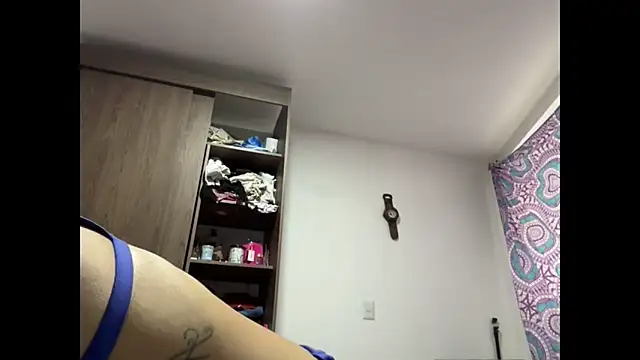 AbrilSantosxo online show from May 19, 2:46 pm