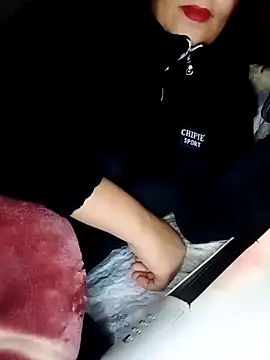 Naughty-Yousra online show from February 22, 8:48 am