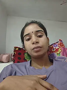 Cute-Natashaa online show from June 6, 10:21 am