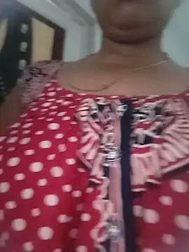Hot-Tinaa online show from May 16, 2:03 am
