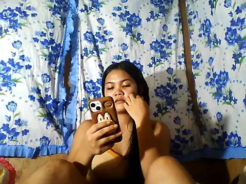 PinaySkinnyJust18 online show from July 4, 3:46 am