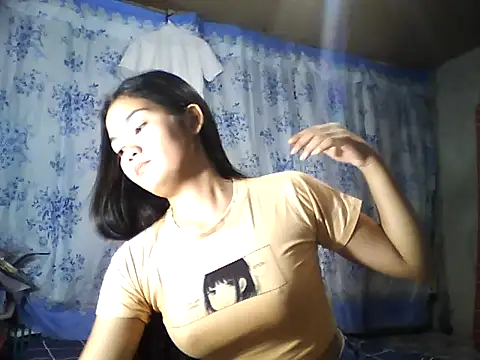 PinaySkinnyJust18 online show from March 27, 8:26 am