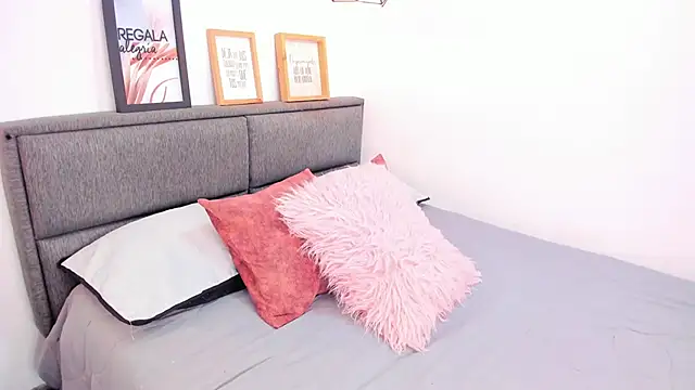 annarosse  online show from January 19, 12:23 pm