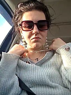 Ashlovescannabis online show from February 25, 8:18 pm