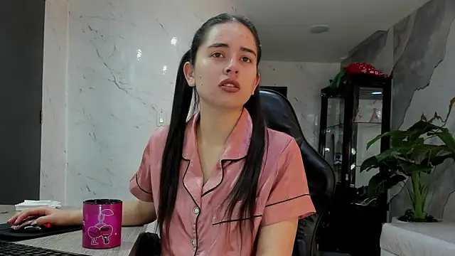 Qetsyah tf online show from March 27, 1:23 pm