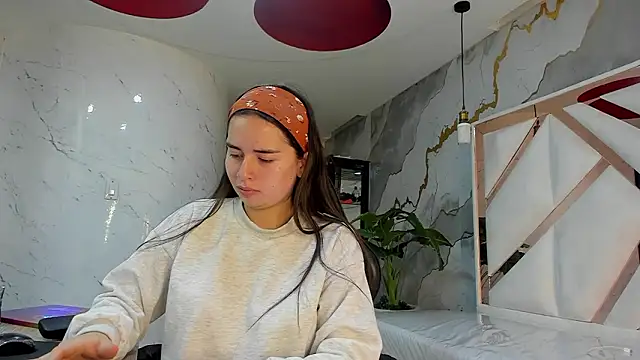 Qetsyah tf online show from February 2, 1:32 pm