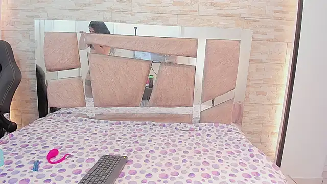 kendall grace online show from June 6, 11:49 am