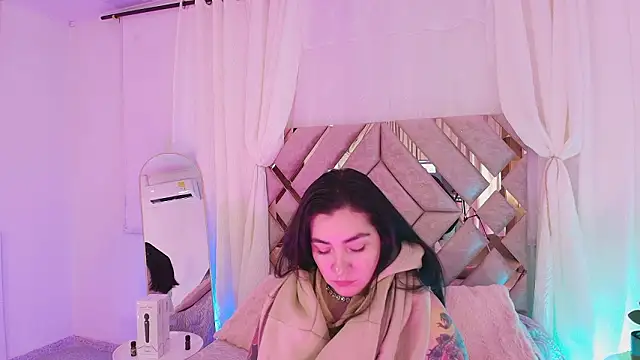 KathiaJenner online show from March 6, 12:22 pm