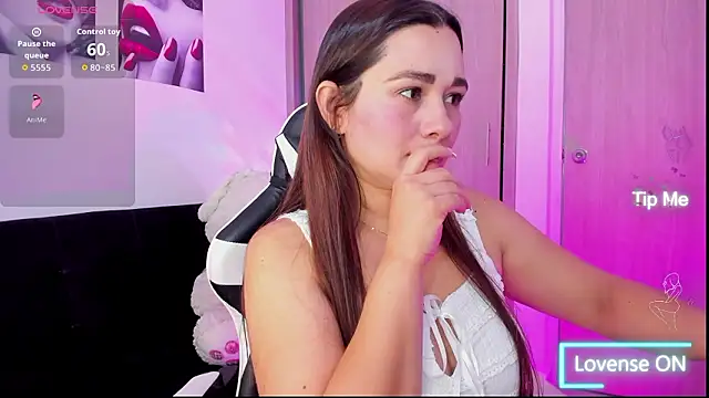 saray mendozaa online show from March 5, 8:15 pm