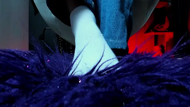 GoddesLeila online show from March 6, 6:47 pm