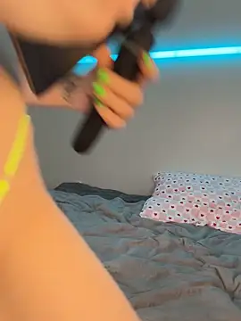 VelvetVibes26 online show from April 9, 9:37 am