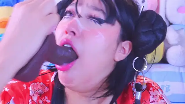 maruu  chan online show from April 4, 7:34 pm