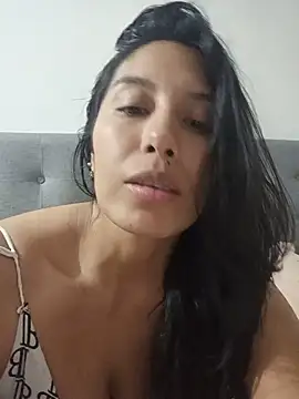 LizaLorini online show from June 6, 12:28 am