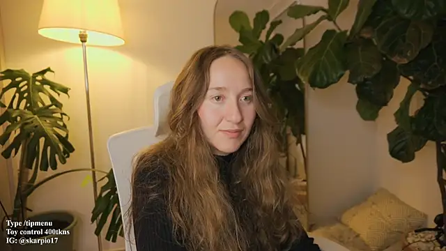 Scarlett NoirMuse online show from February 13, 2:35 am