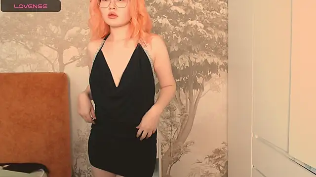 Hiaru Cutie online show from September 9, 5:29 am