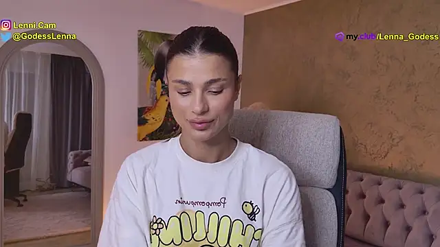 Lenna Godess online show from October 16, 4:04 am