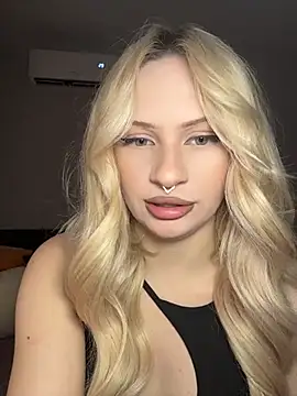 DayaFoxy online show from May 31, 1:17 pm