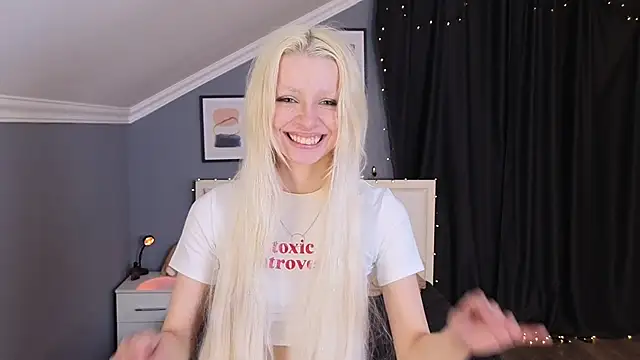 Naomi Demio online show from February 27, 11:32 am