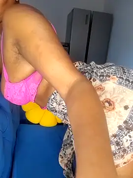 Barbieee1301 online show from February 12, 4:47 am