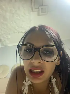 HiddendesireXO01 online show from July 17, 7:39 pm