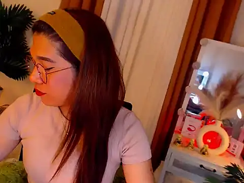 DianaRose69 online show from February 11, 3:35 pm