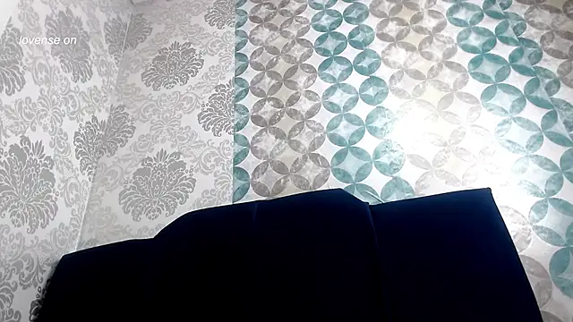 Angellatina17 online show from March 26, 7:15 pm