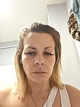 sexciisophia1 online show from January 19, 2:35 pm