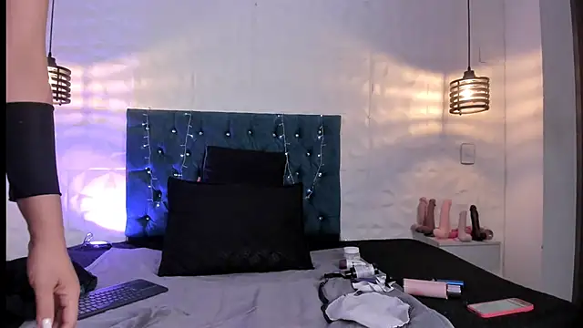 samantha foxyy online show from May 14, 10:43 am
