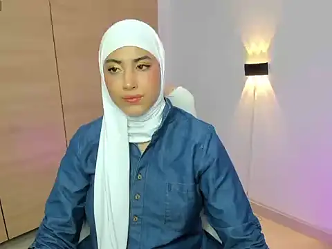 LAY LA  online show from March 26, 9:27 pm