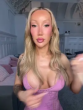 Allana29 online show from May 6, 7:29 pm