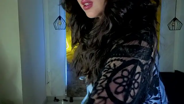 Luvienne online show from February 3, 7:40 pm