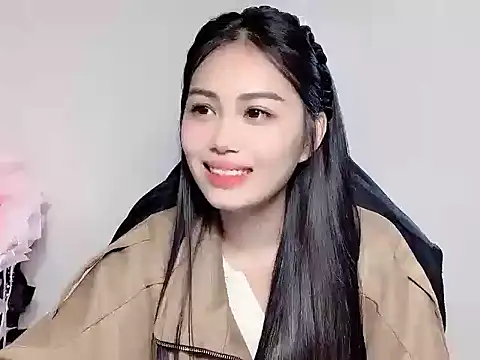 Thuy79 online show from January 31, 7:11 pm