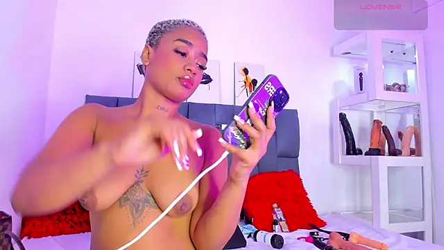 AgathaBladde online show from May 21, 11:52 am