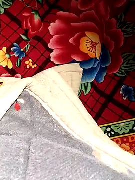 Reina Fcup01 online show from February 10, 5:43 am