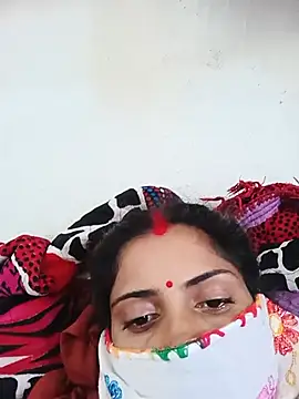 Poojaxx56 online show from July 21, 10:49 am