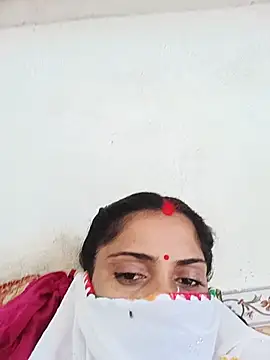 Poojaxx56 online show from July 20, 8:28 am