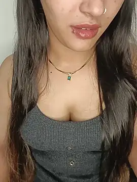 SAVITA-STRIP online show from July 20, 6:41 pm