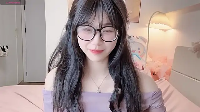 Luminous4173 online show from May 22, 1:31 pm