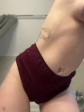 BlondeDoll  online show from February 20, 5:28 am