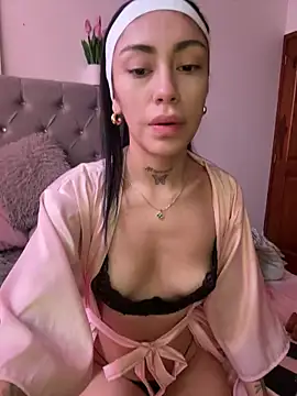 Bonny Eva online show from February 15, 5:12 pm