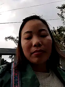 Ella-aa online show from February 17, 9:19 am